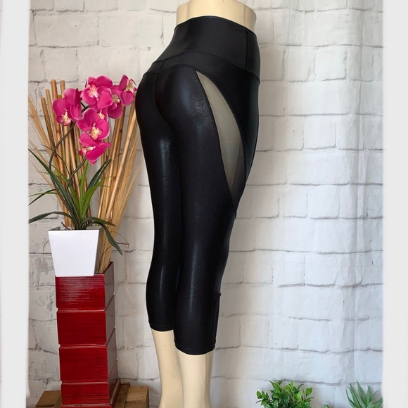 Sthenos Metalika Warrior Capri Activewear Pants Mesh Cutouts Black Size XS - Picture 6 of 12